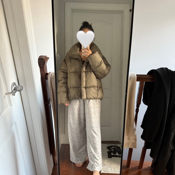 H&M olive green oversized puffer size M - Picture 3 of 8